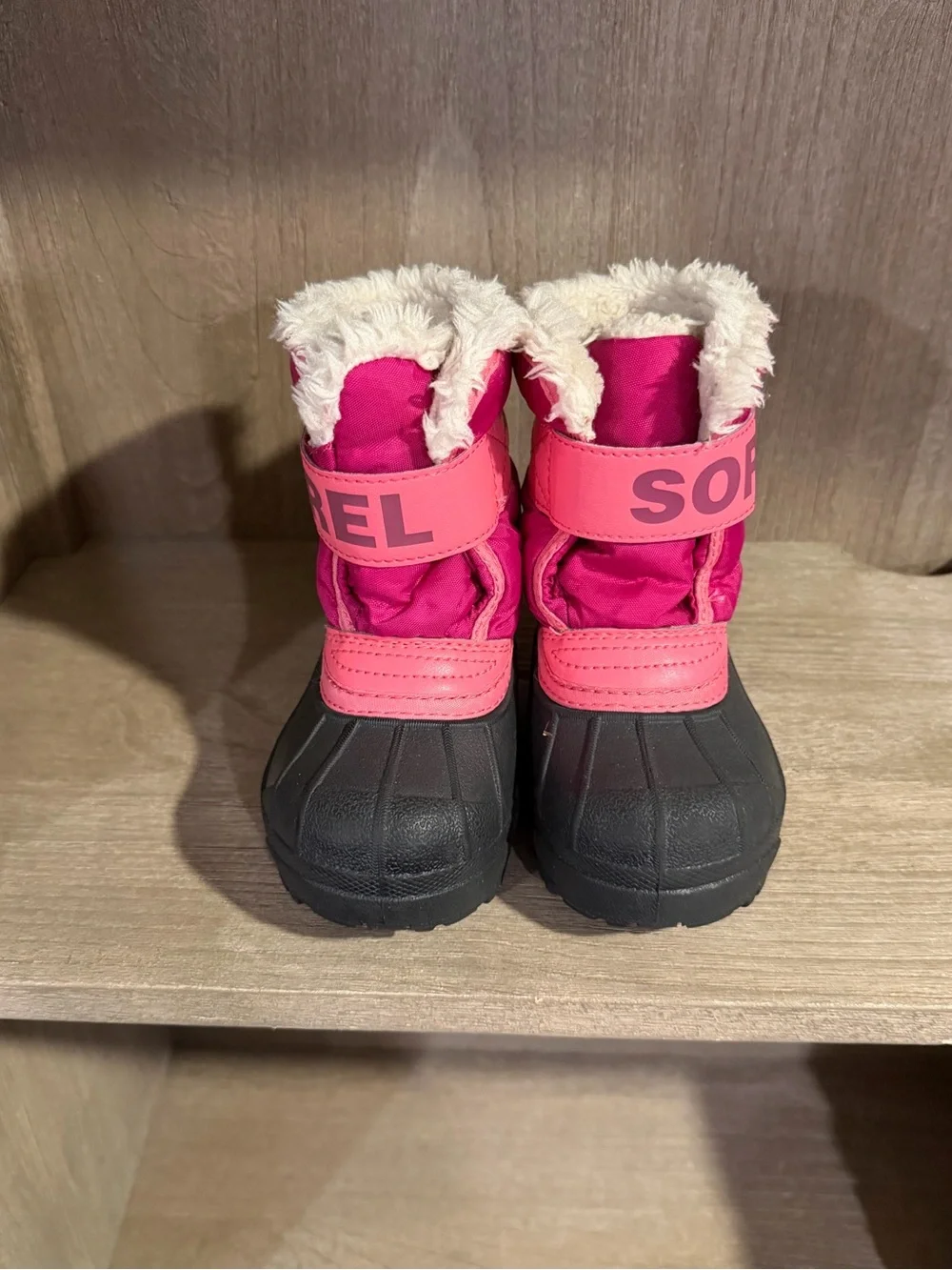 Kids winter boots